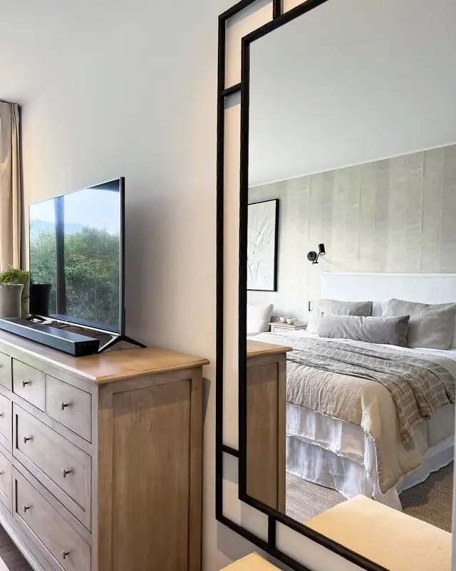 Dormitorio principal con mini living · Dormitorio