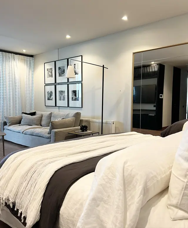 Hall, baño de visitas y dormitorio · Dormitorio