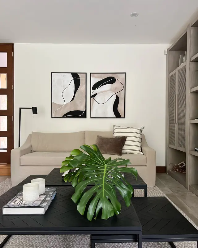 Arenas y negros · Living