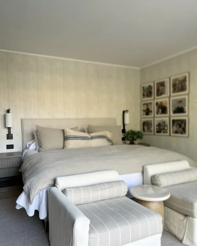 Dormitorios y escritorio familiar · Dormitorio