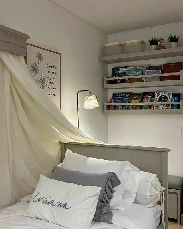 Dormitorios y salita de estar · Dormitorio