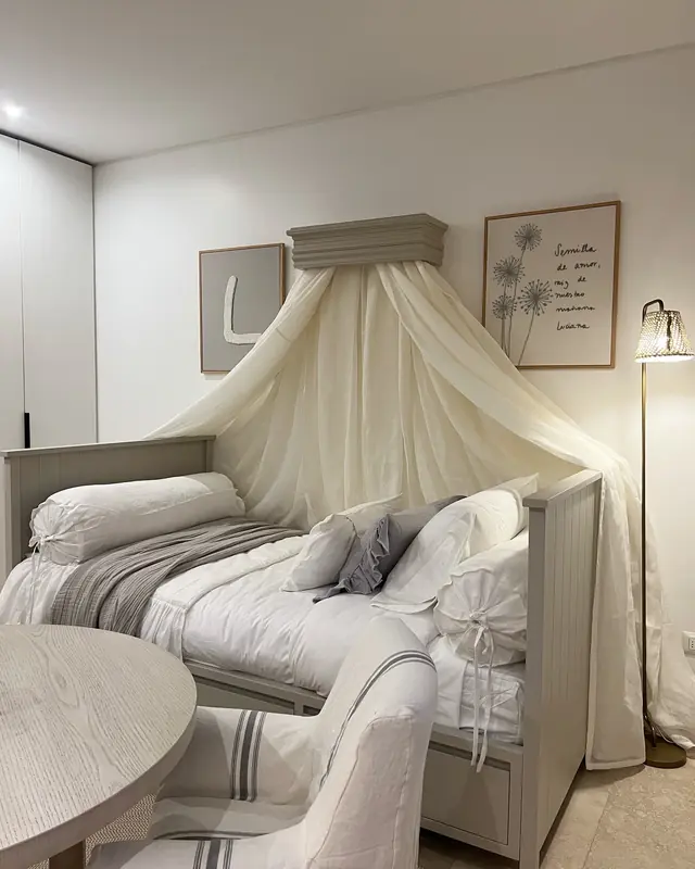 Dormitorios y salita de estar · Dormitorio