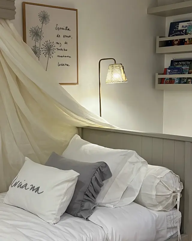 Dormitorios y salita de estar · Dormitorio