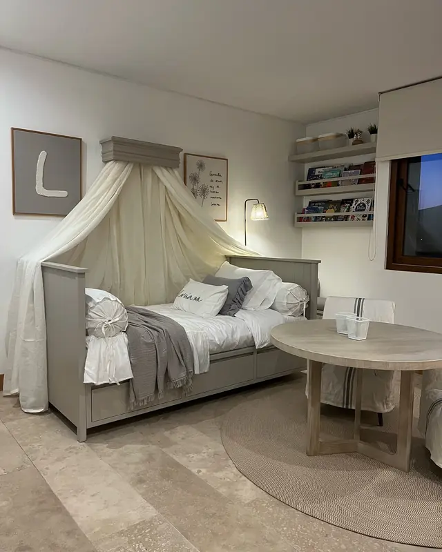 Dormitorios y salita de estar · Dormitorio